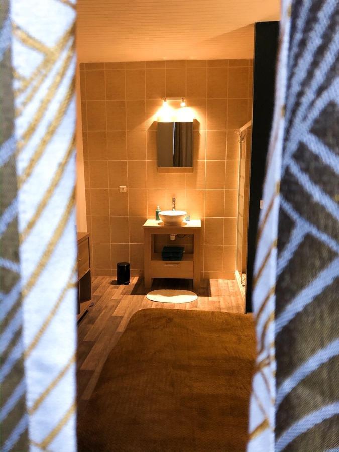 Chambre Double Avec Salle De Bain Privative 코냐크 외부 사진